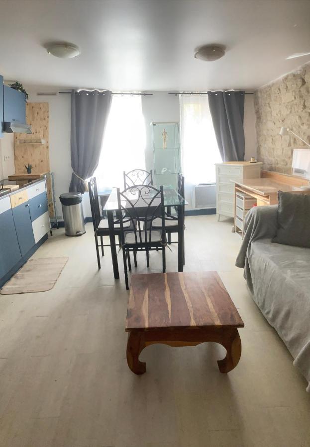 Exigehome-Grand Studio En Plein Centre De Saint Germain En Laye Saint-Germain-en-Laye Exterior foto